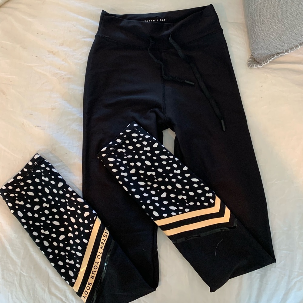 Limited edition blackout Sarah’s Day leggings